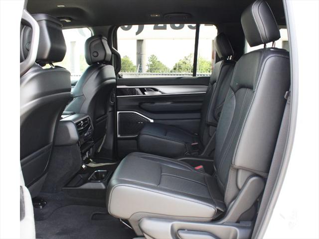 2026 Jeep Grand Wagoneer L 4x2