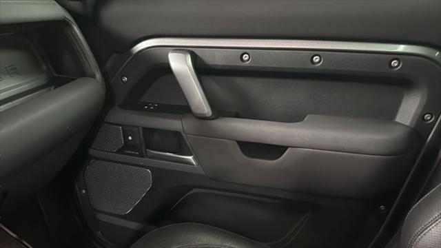2021 Land Rover Defender 110 X-Dynamic SE