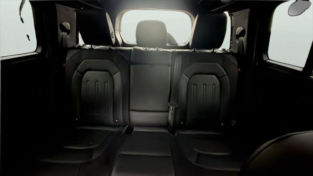 2021 Land Rover Defender 110 X-Dynamic SE