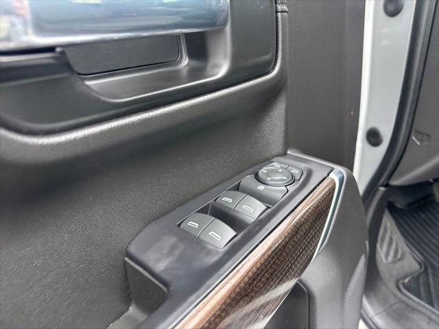 2020 Chevrolet Silverado 1500 2WD Crew Cab Short Bed LT