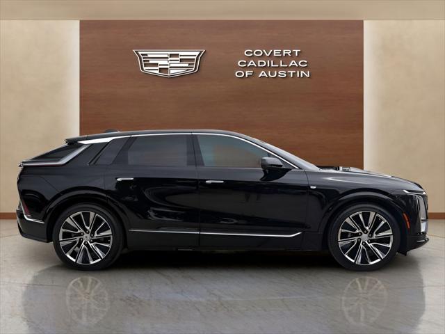 2024 Cadillac iQ Luxury w/1SE