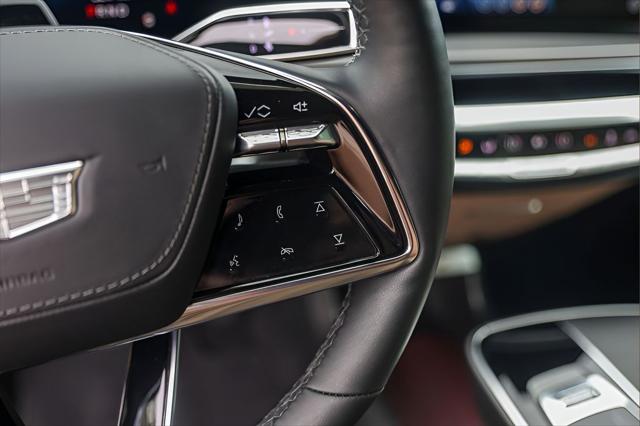 2024 Cadillac iQ Luxury w/1SE