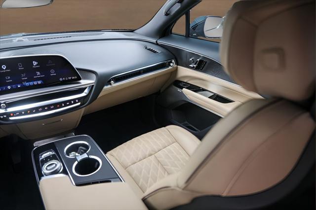 2024 Cadillac iQ Luxury w/1SE