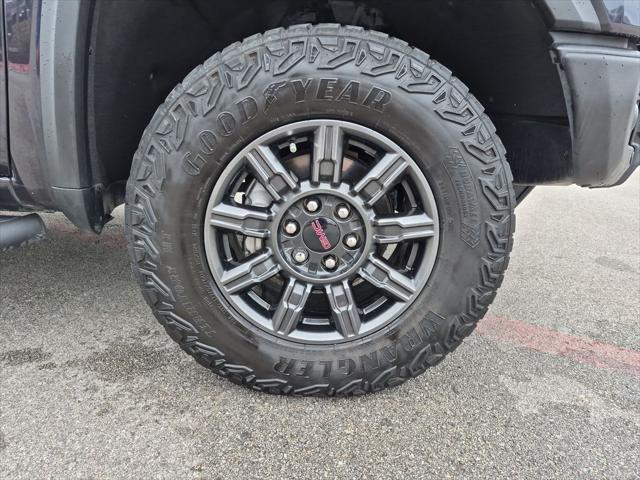 2024 GMC Sierra 1500 4WD Crew Cab Short Box AT4X