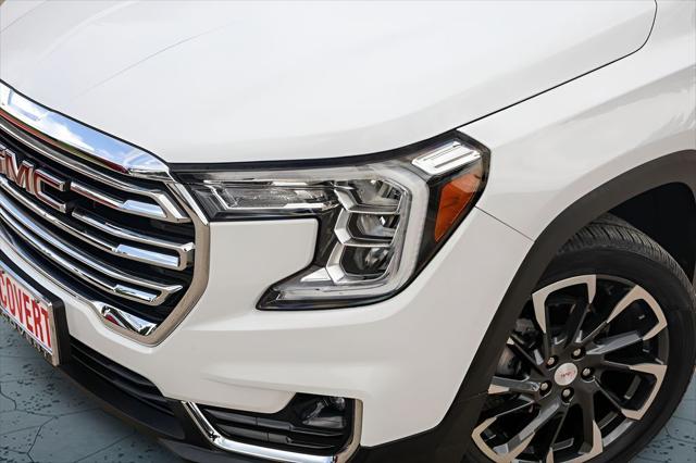 2024 GMC Terrain AWD SLT