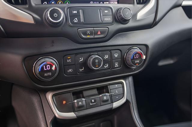2024 GMC Terrain AWD SLT