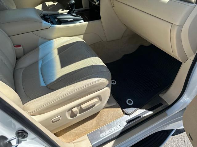 2020 Lexus LX 570 Three-Row