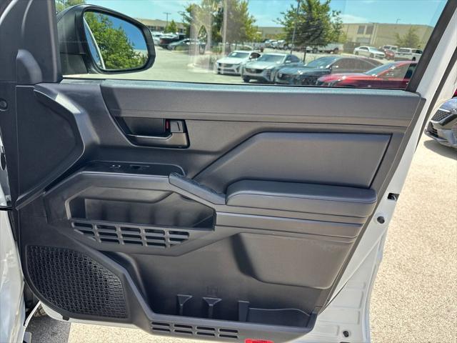 2025 Toyota Tacoma SR