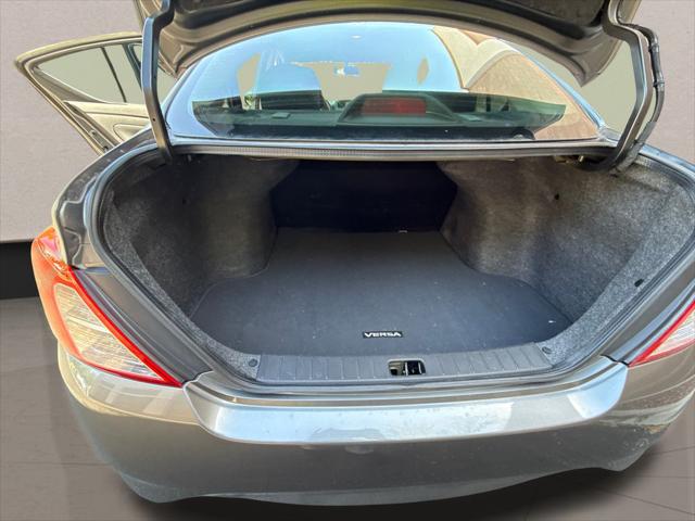 2018 Nissan Versa 1.6 S
