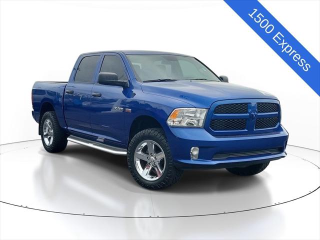 2017 Ram 1500 Express Crew Cab 4x4 5'7" Box for sale near Shorewood, IL