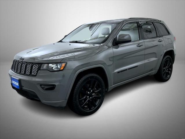 2022 Jeep Grand Cherokee Laredo X 4x4 for sale in Blair, NE