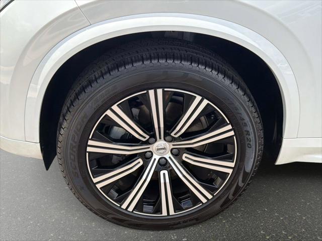 2025 Volvo XC90 B6 Core