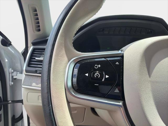 2025 Volvo XC90 B6 Core