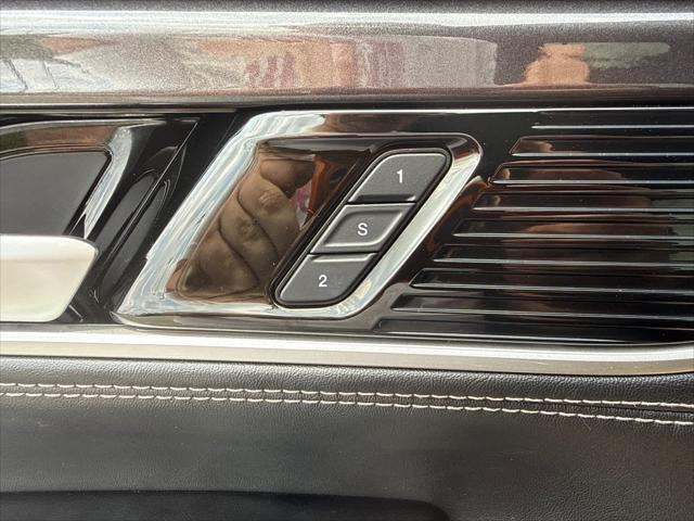 2024 Jeep Wagoneer Series I 4x2