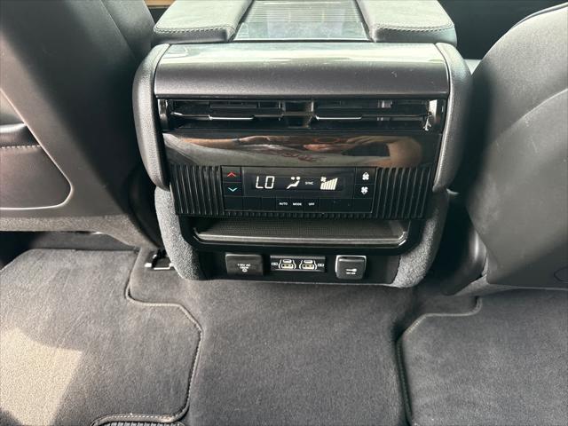 2024 Jeep Wagoneer Series I 4x2