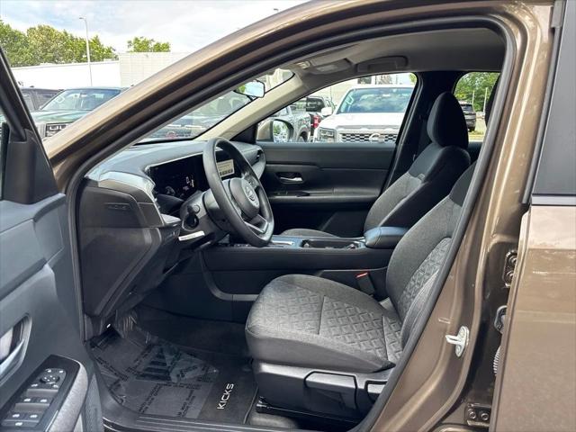 2025 Nissan Kicks SV FWD 2025 Nissan Kicks SV FWD