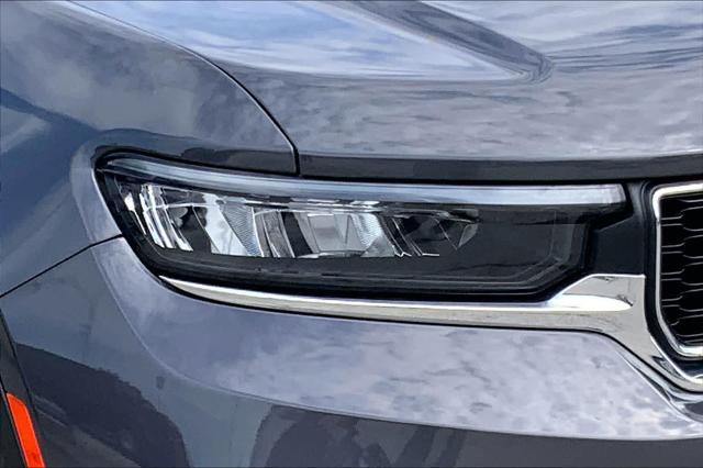 2024 Jeep Grand Cherokee Laredo X 4x4