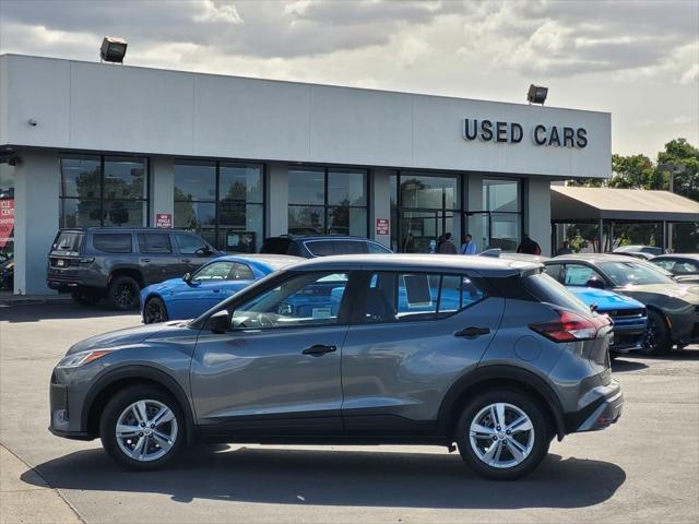 2022 Nissan Kicks S Xtronic CVT