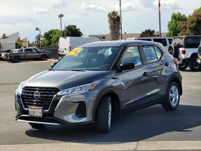 2022 Nissan Kicks S Xtronic CVT