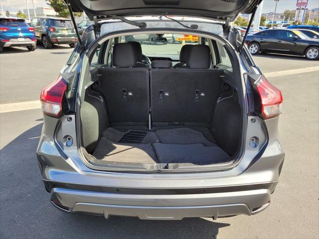 2022 Nissan Kicks S Xtronic CVT