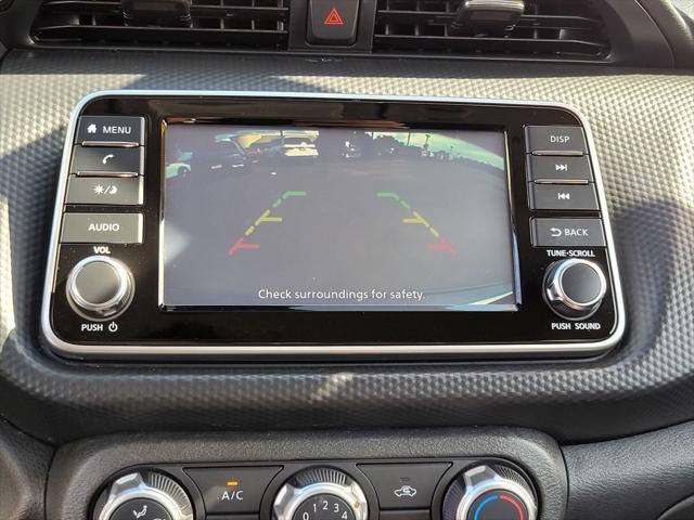 2022 Nissan Kicks S Xtronic CVT