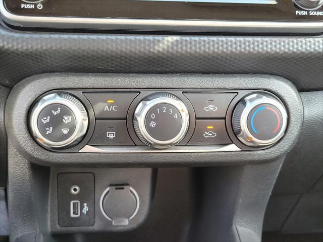 2022 Nissan Kicks S Xtronic CVT