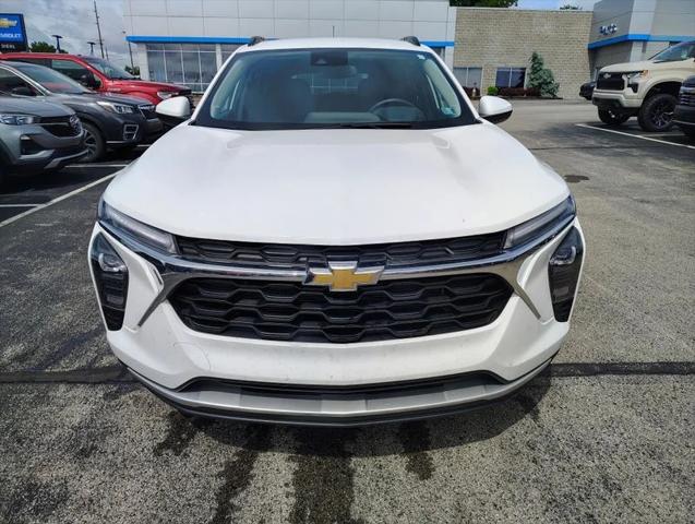2025 Chevrolet Trax FWD LT