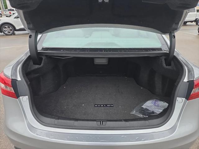 2017 Toyota Avalon XLE
