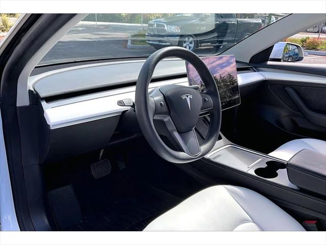 2022 Tesla Model 3 Long Range Dual Motor All-Wheel Drive