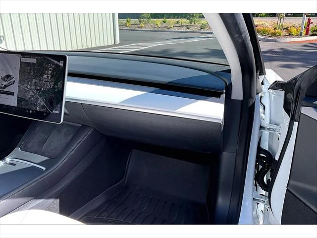 2022 Tesla Model 3 Long Range Dual Motor All-Wheel Drive