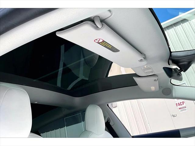 2022 Tesla Model 3 Long Range Dual Motor All-Wheel Drive