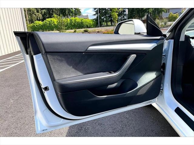 2022 Tesla Model 3 Long Range Dual Motor All-Wheel Drive