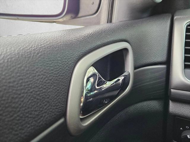 2020 Jeep Grand Cherokee Altitude 4x2