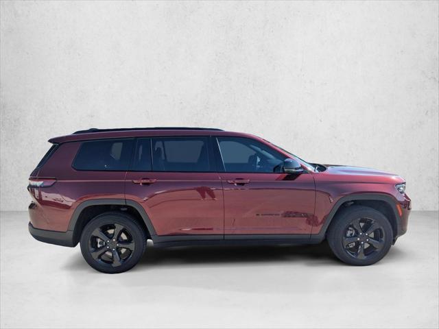 2023 Jeep Grand Cherokee L Altitude 4x2