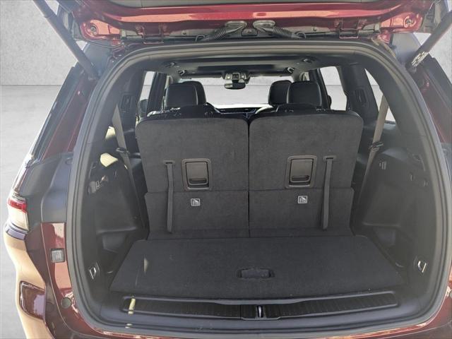 2023 Jeep Grand Cherokee L Altitude 4x2