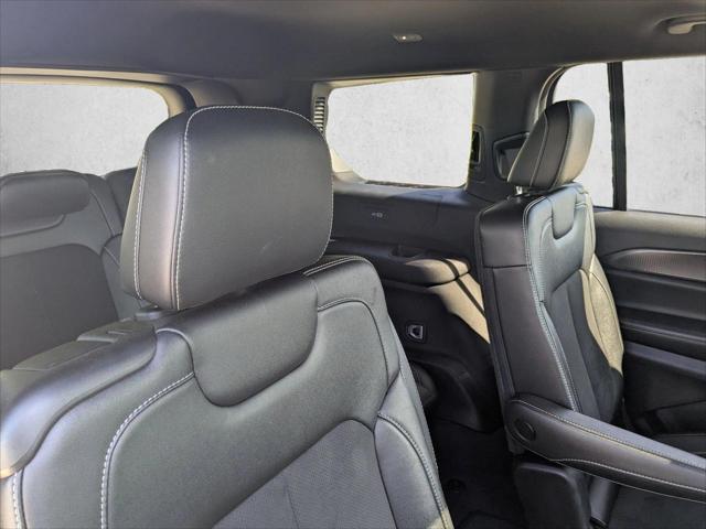 2023 Jeep Grand Cherokee L Altitude 4x2