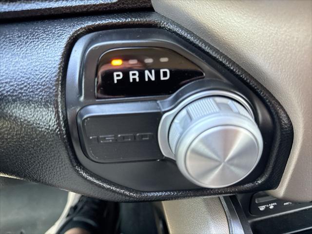 2019 Ram 1500 Laramie Crew Cab 4x2 5'7" Box