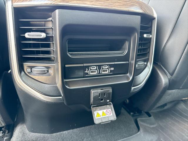 2019 Ram 1500 Laramie Crew Cab 4x2 5'7" Box