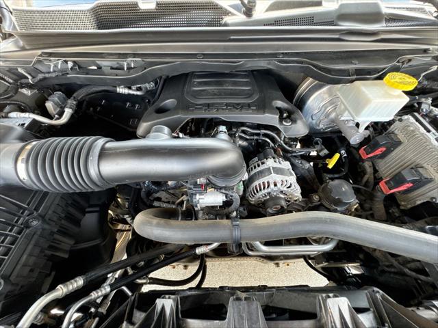 2019 Ram 1500 Laramie Crew Cab 4x2 5'7" Box