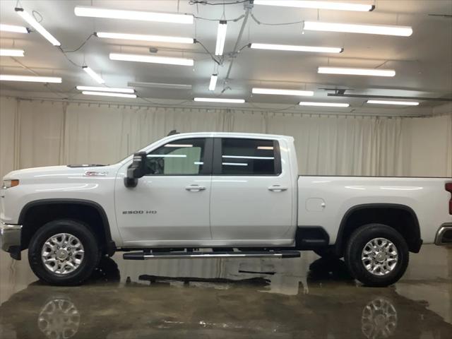 2022 Chevrolet Silverado 2500HD 4WD Crew Cab Standard Bed LT