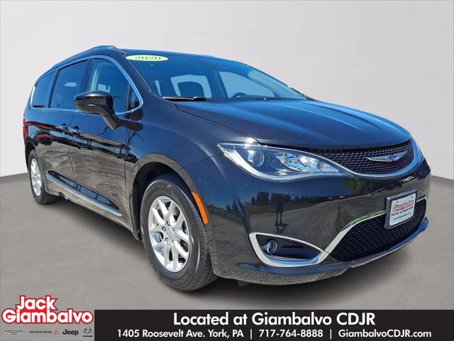 2020 Chrysler Pacifica Touring L for sale in York, PA