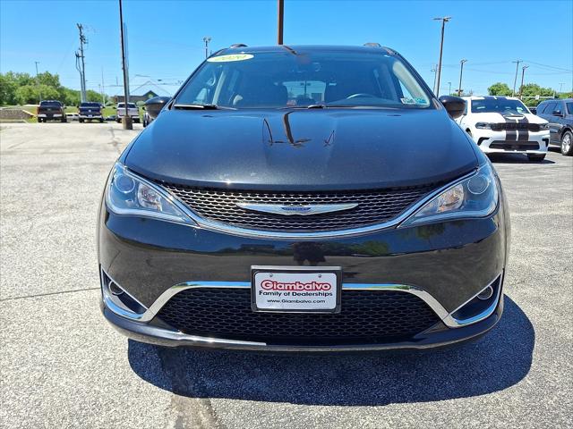 2020 Chrysler Pacifica Touring L