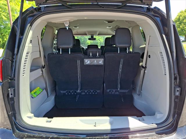 2020 Chrysler Pacifica Touring L
