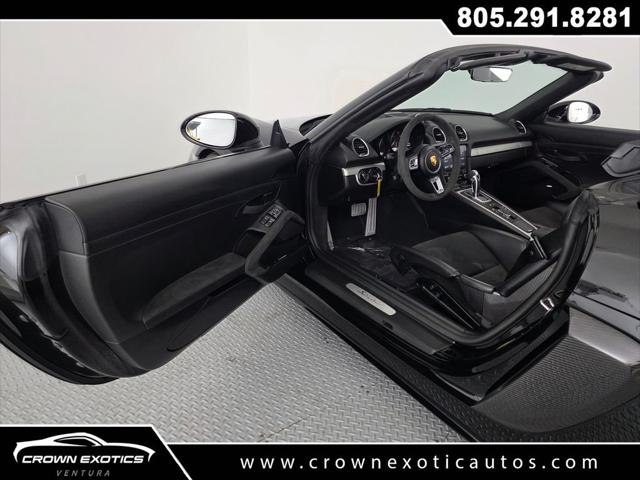 2022 Porsche 718 Spyder Base