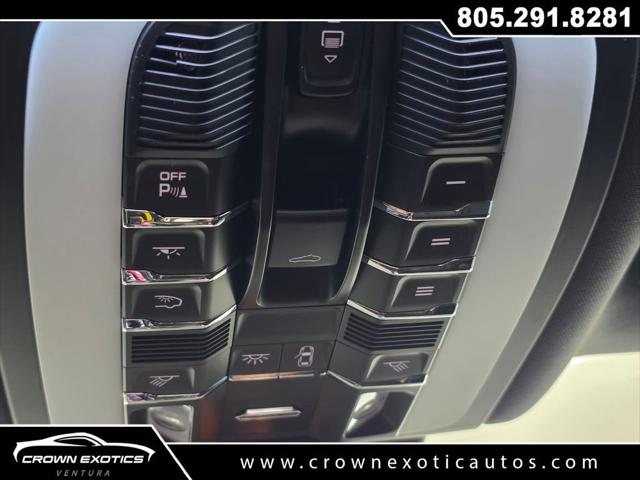 2023 Porsche Macan S