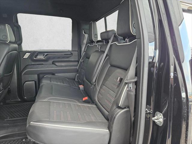 2025 GMC Sierra 2500HD 4WD Crew Cab Standard Bed AT4X