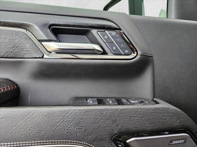 2025 GMC Sierra 2500HD 4WD Crew Cab Standard Bed AT4X
