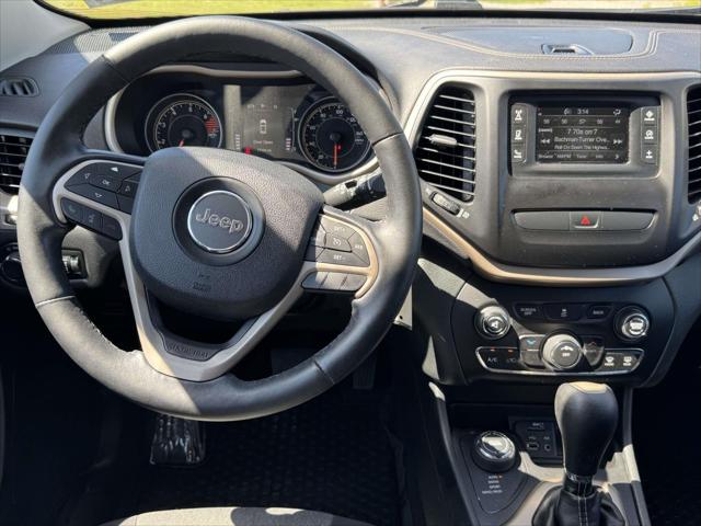 2016 Jeep Cherokee Sport 2016 Jeep Cherokee Sport