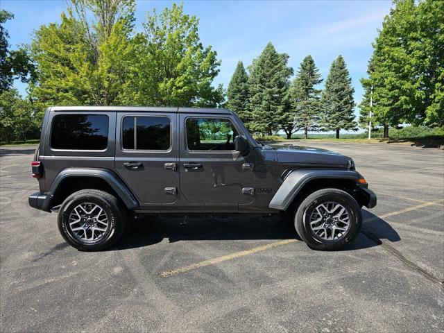 2025 Jeep Wrangler 4-Door Sahara 4x4