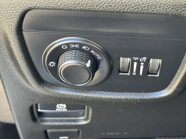 2025 Jeep Grand Cherokee Altitude 4x4